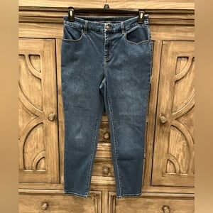 NWOT Women’s CHICO’S Perfect Stretch Slim Leg Girlfriend Ankle Jeans (8)